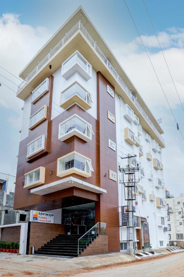 Hotel Myspace Tattwa Grand Yelahanka Exterior foto